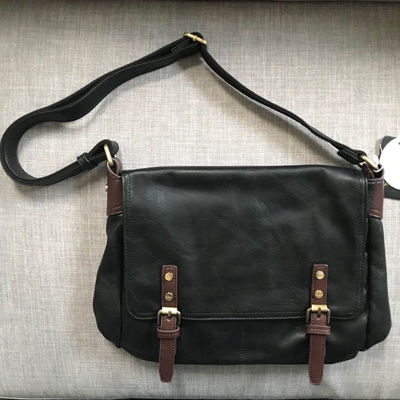 5️⃣8️⃣NWT Black Vegan Leather Crossbody Laptop Bag - Picture 3 of 8